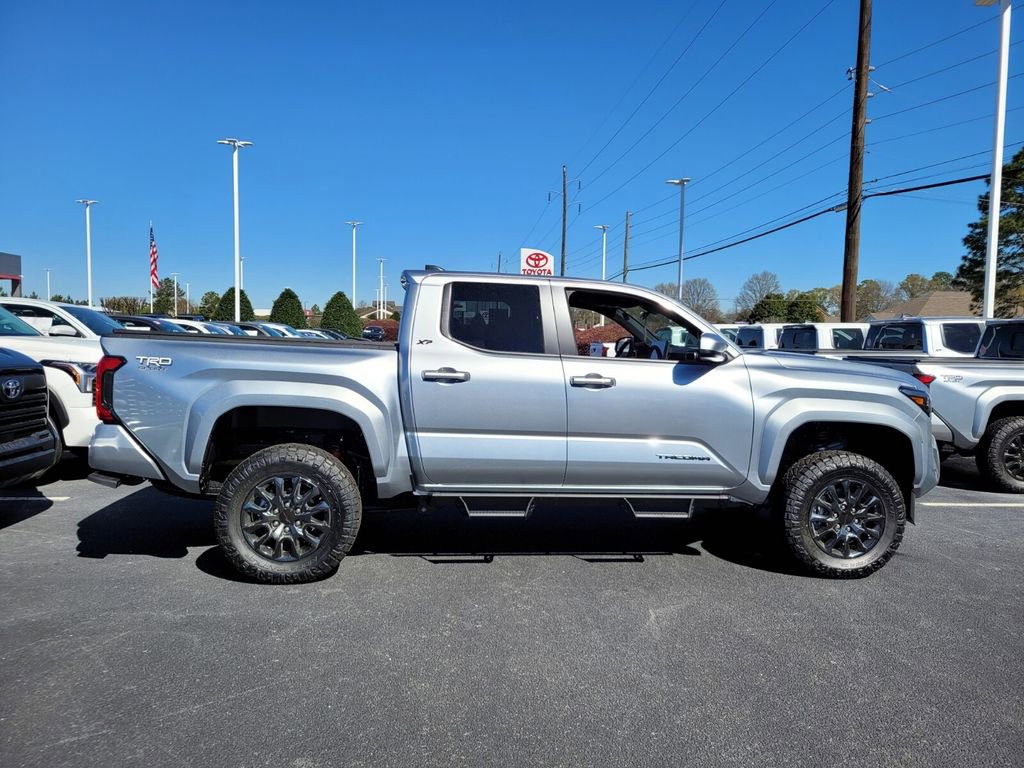 New 2025 Toyota Tacoma TRD Sport AWD/4WD image 13