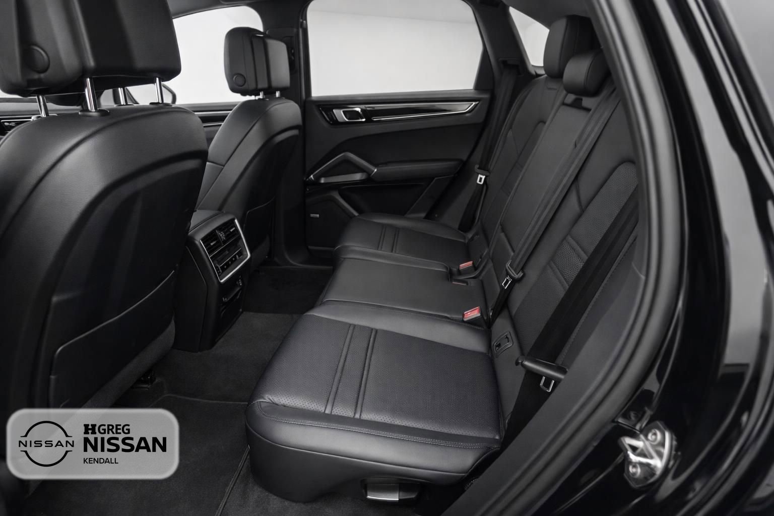 Used 2019 Porsche Cayenne AWD/4WD image 13