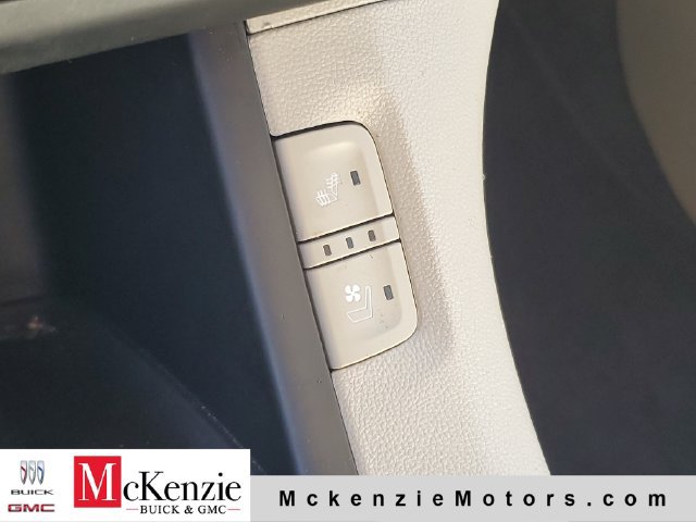 Used 2019 GMC Acadia Denali w/ Technology Package FWD image 21