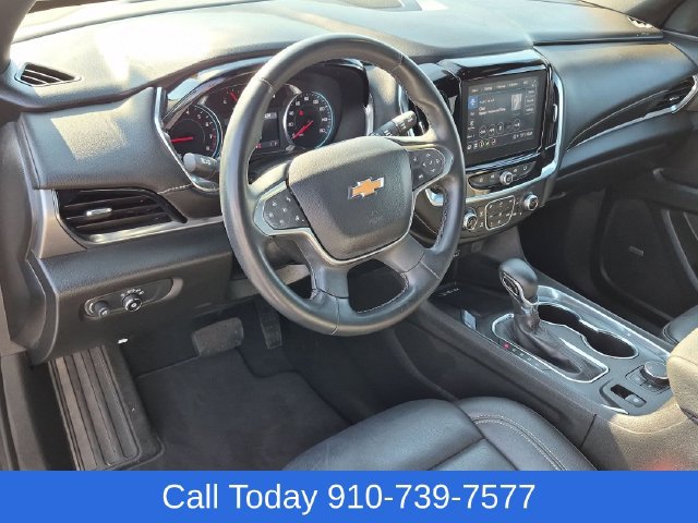 Used 2023 Chevrolet Traverse LT w/ LT Premium Package AWD/4WD image 18