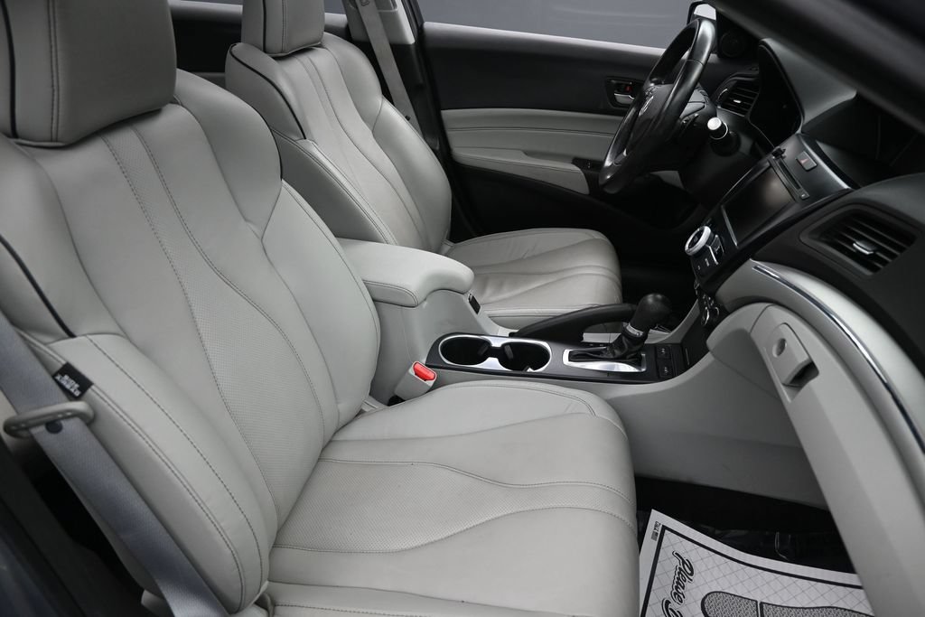 Used 2020 Acura ILX FWD image 30