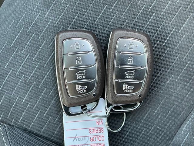 Used 2019 Hyundai Tucson Sport image 19