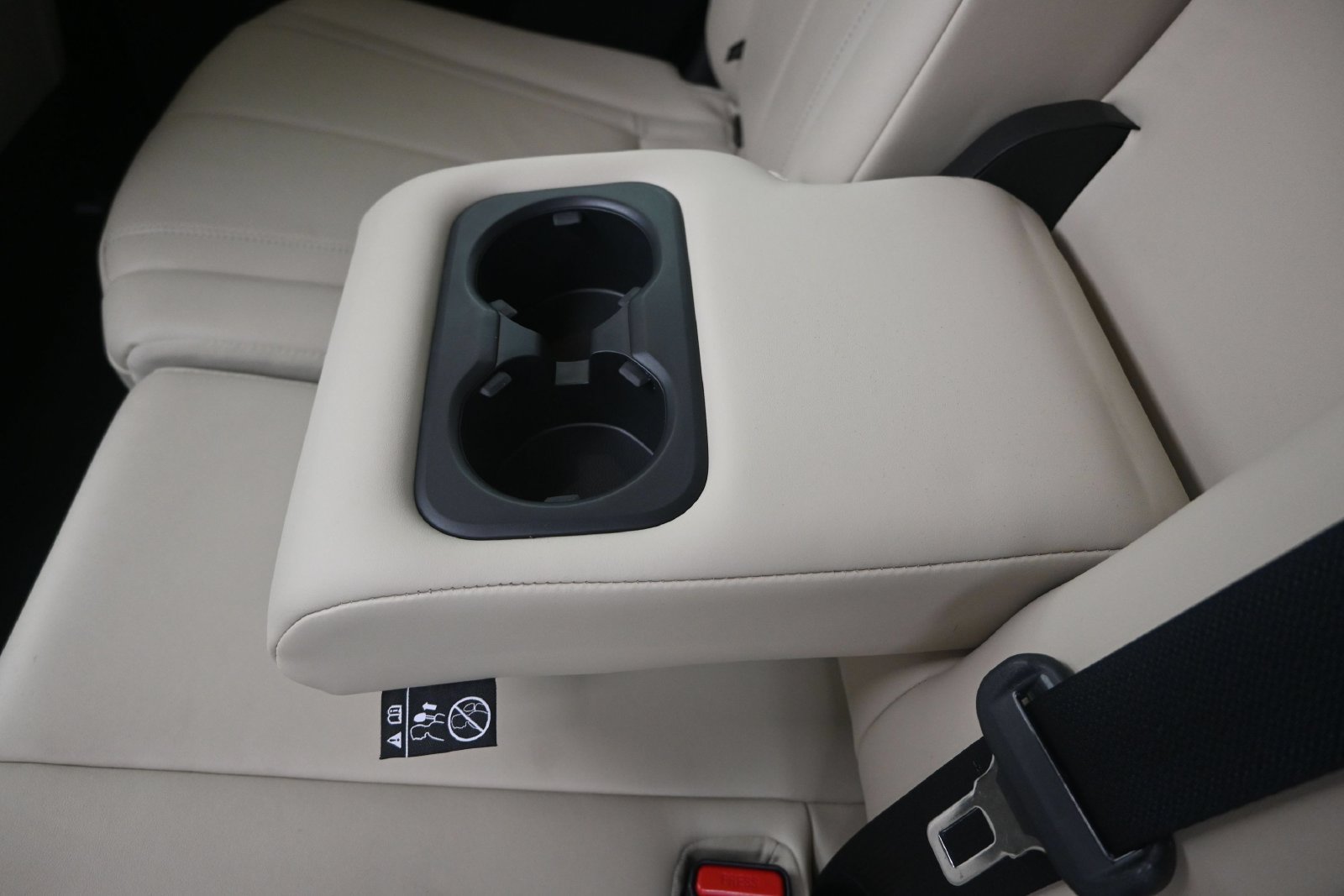 Used 2024 INFINITI QX60 Luxe FWD image 18