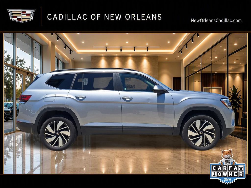 Used 2025 Volkswagen Atlas SE FWD image 2