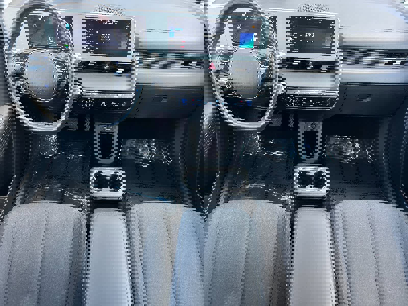 Used 2023 Hyundai Ioniq 5 SE w/ Cargo Package image 4