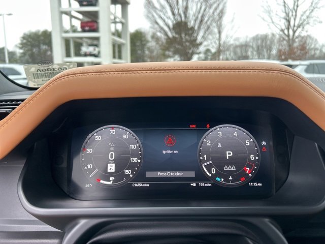 Used 2023 Land Rover Defender 90 X-Dynamic SE image 21