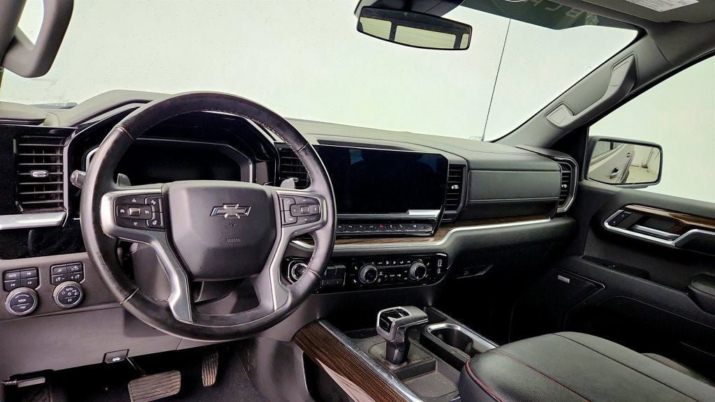 Used 2024 Chevrolet Silverado 1500 RST w/ All Star Edition Plus AWD/4WD image 10