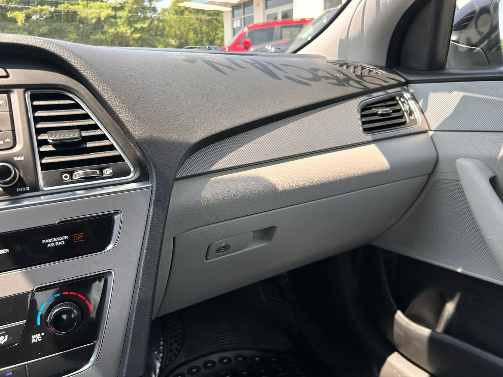 Used 2017 Hyundai Sonata SE FWD image 19