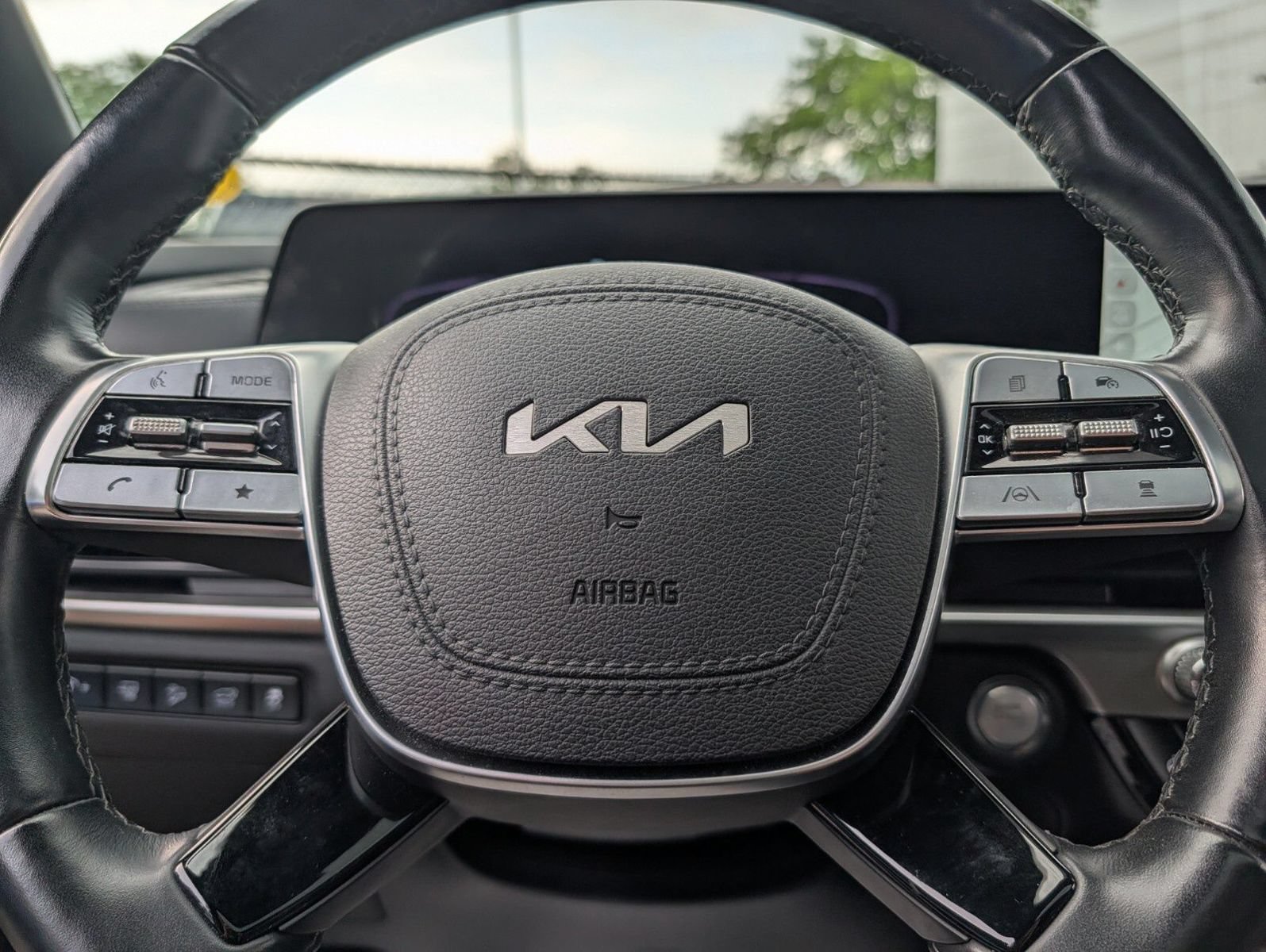 Used 2024 Kia Telluride EX X-Line AWD/4WD image 30