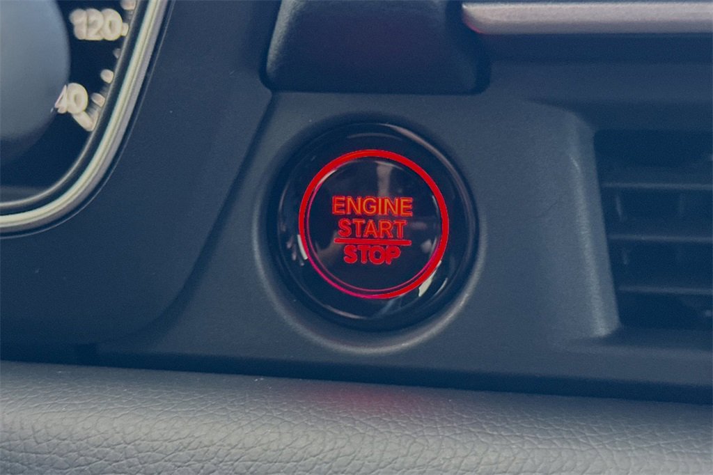 New 2025 Honda Pilot Sport image 22