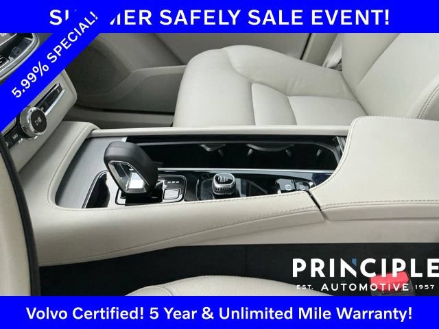 Certified 2024 Volvo XC90 B5 Core AWD/4WD image 17