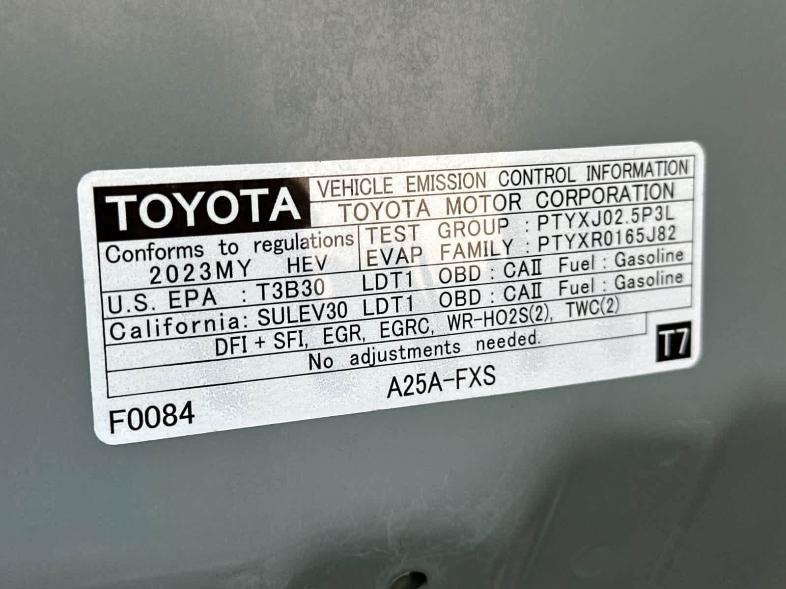 Used 2023 Toyota RAV4 XLE Premium AWD/4WD image 30