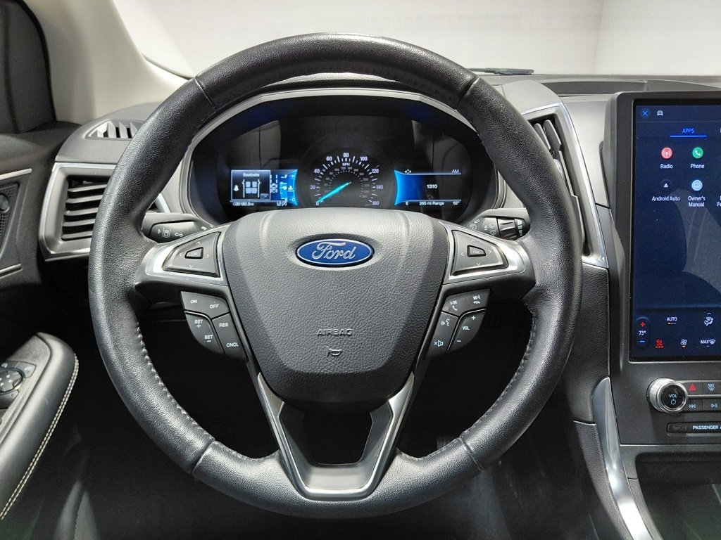 Used 2024 Ford Edge Titanium image 25