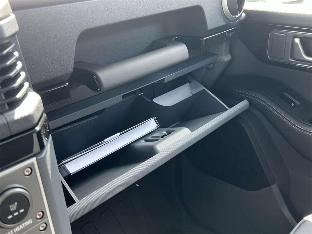 Used 2025 INEOS Grenadier Fieldmaster Edition image 34