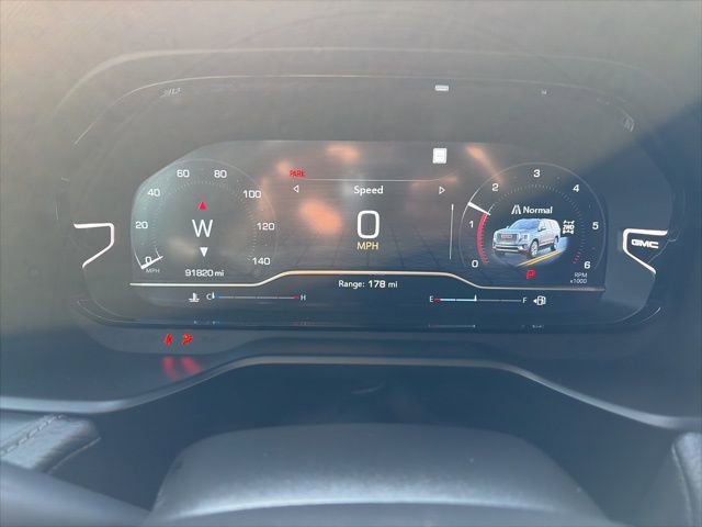 Used 2023 GMC Yukon XL Denali image 21
