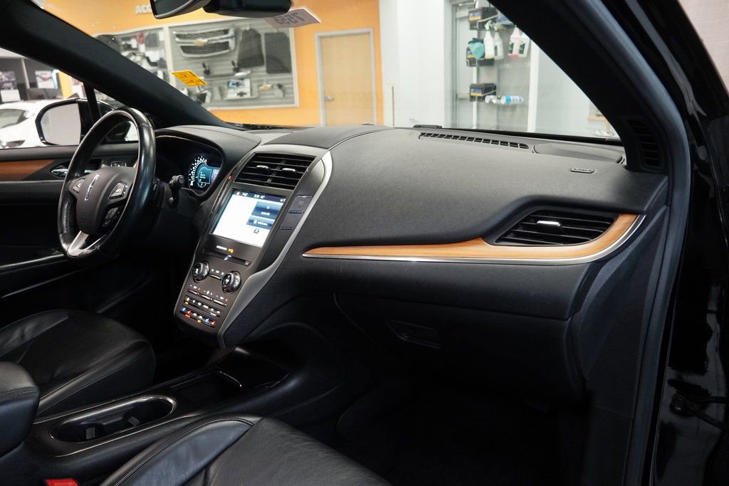 Used 2017 Lincoln MKC Reserve w/ Lincoln MKC Climate Package image 35
