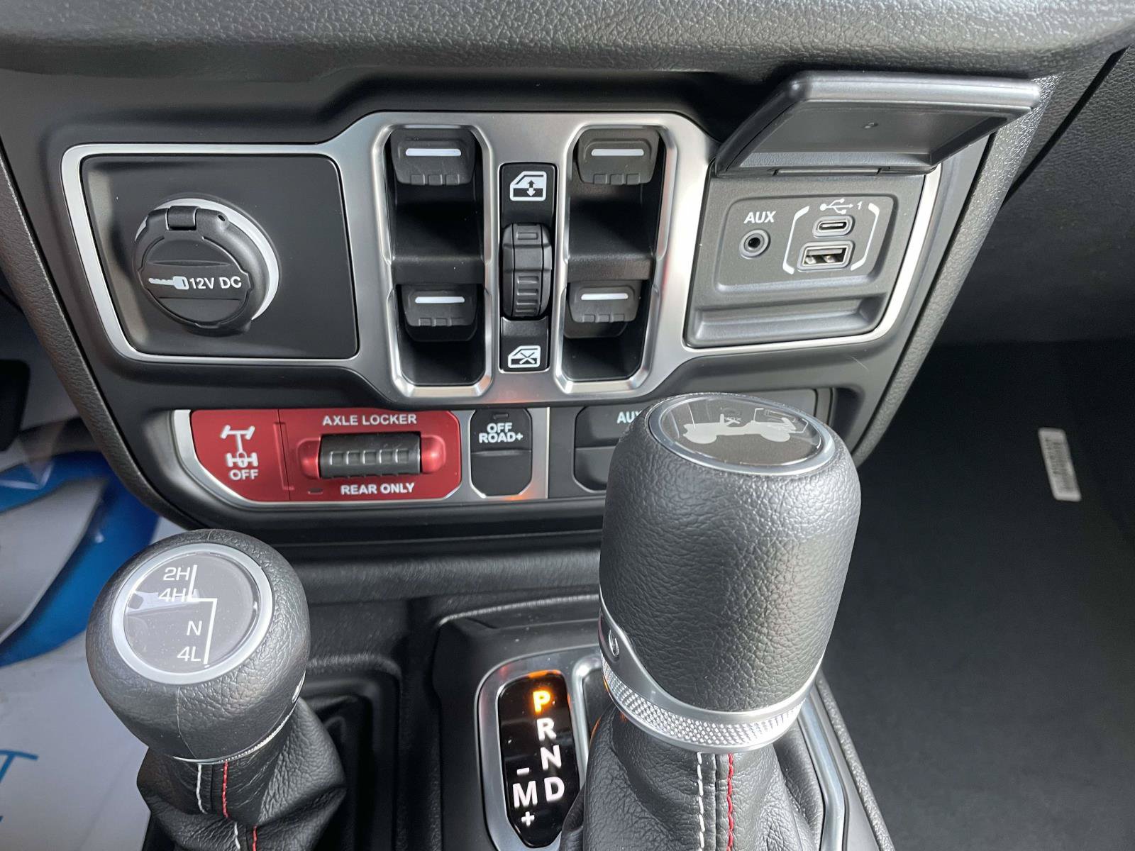 Used 2026 Jeep Wrangler Unlimited Sport w/ Dual Top Group AWD/4WD image 28