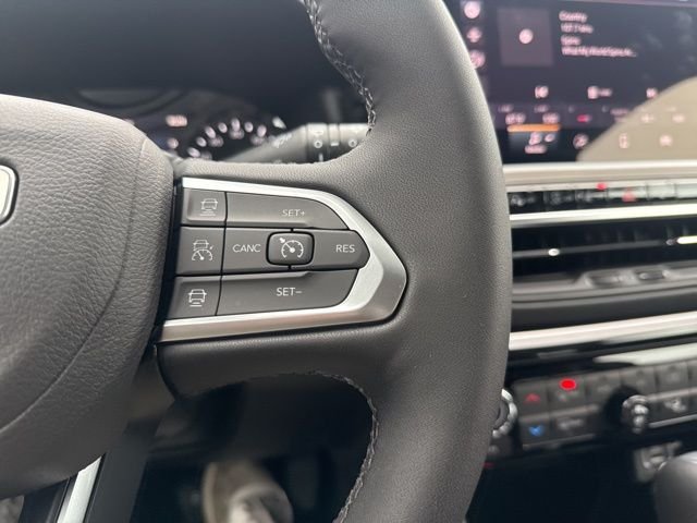 New 2026 Jeep Compass Limited AWD/4WD image 17