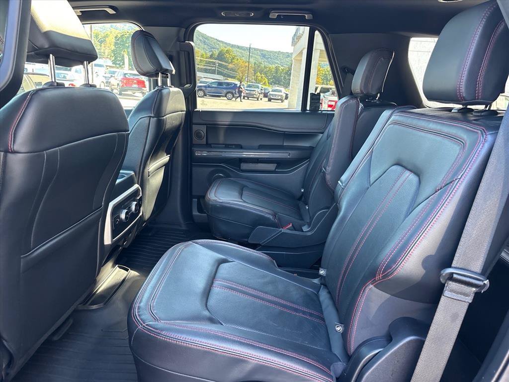 Used 2022 Ford Expedition Limited AWD/4WD image 10