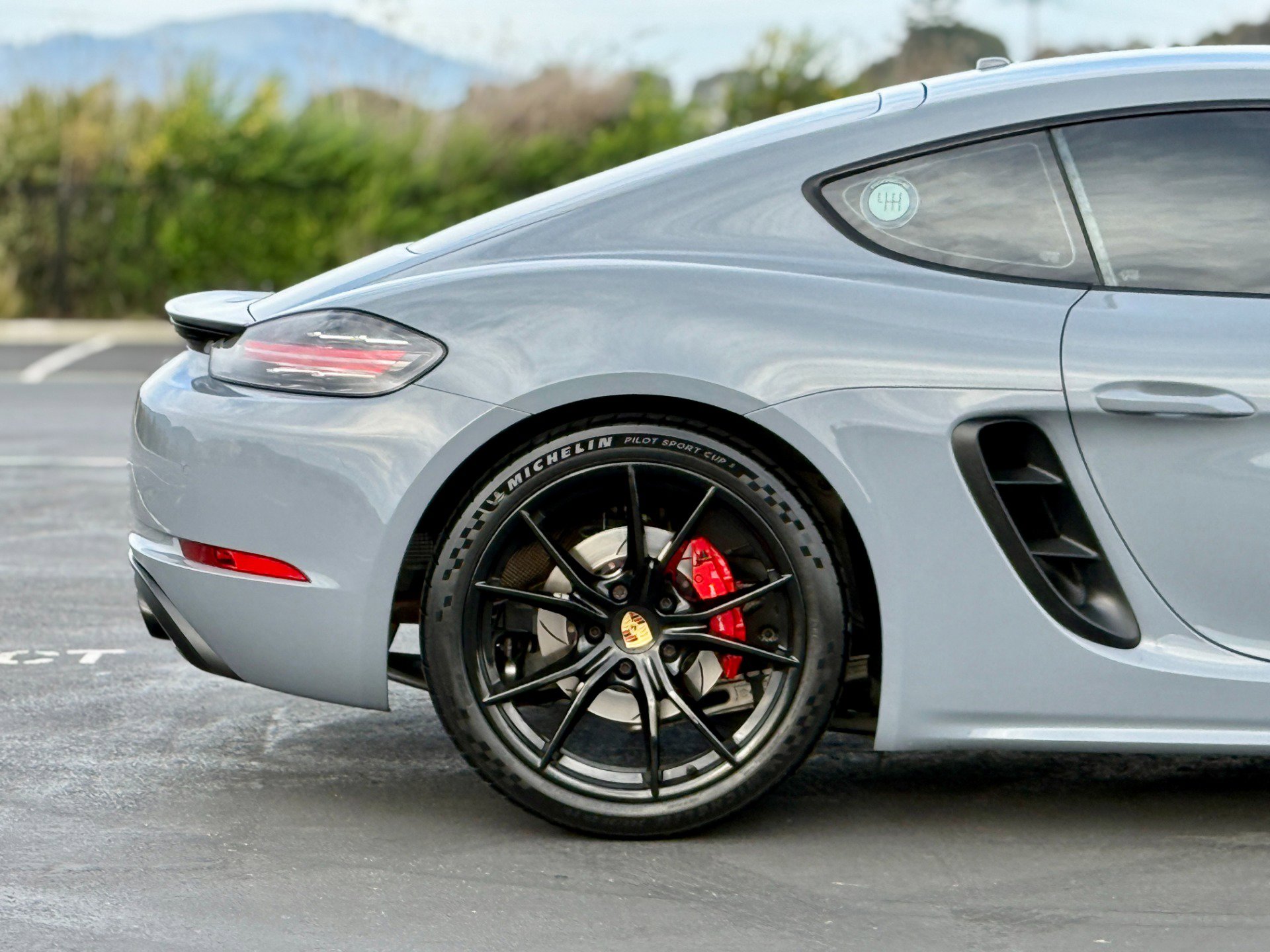 Used 2025 Porsche 718 Cayman S image 17