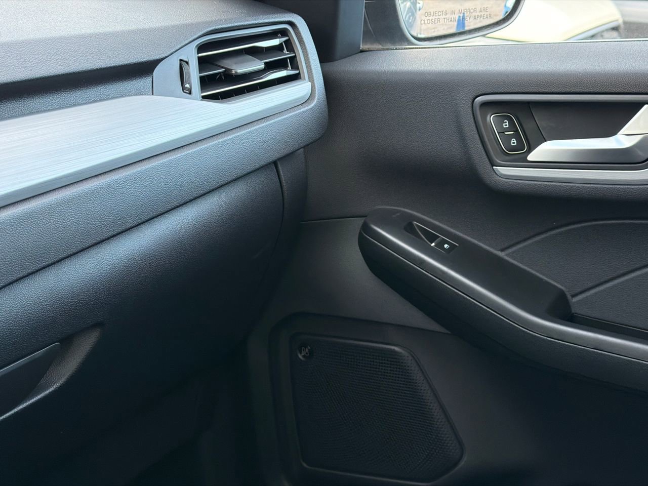 New 2026 Ford Escape Platinum w/ Premium Technology Package image 30