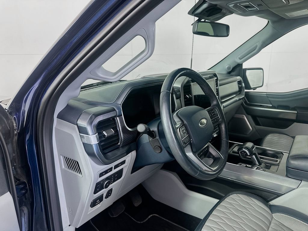 Used 2022 Ford F150 Limited image 9