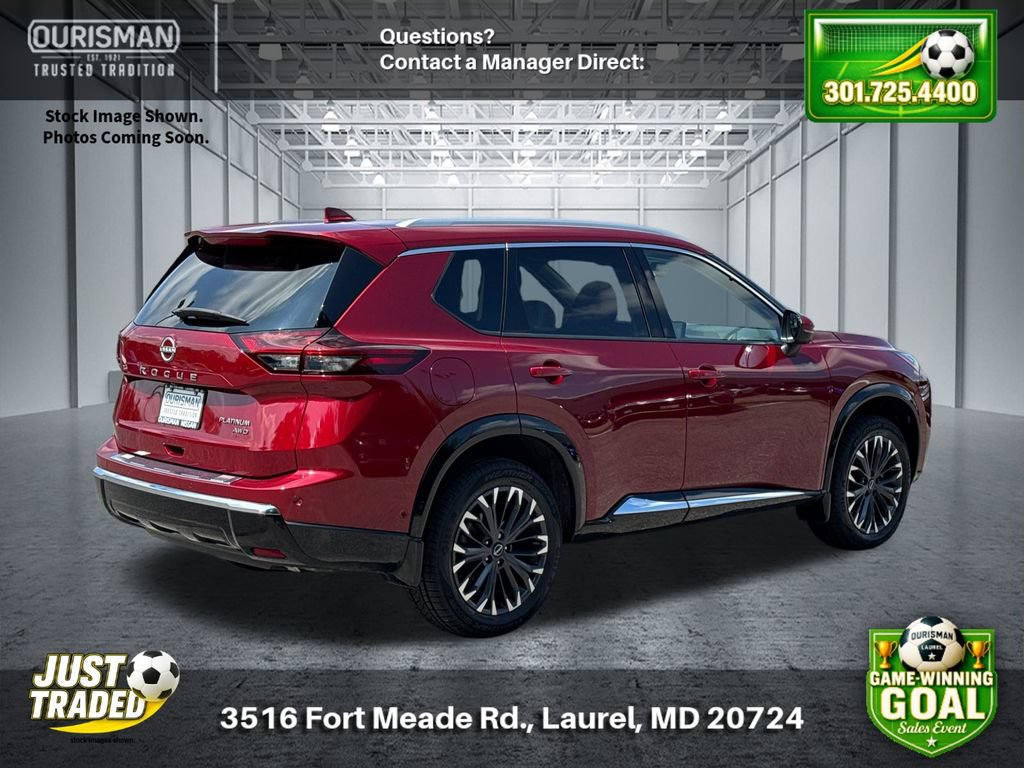 Used 2024 Nissan Rogue Platinum AWD/4WD image 2