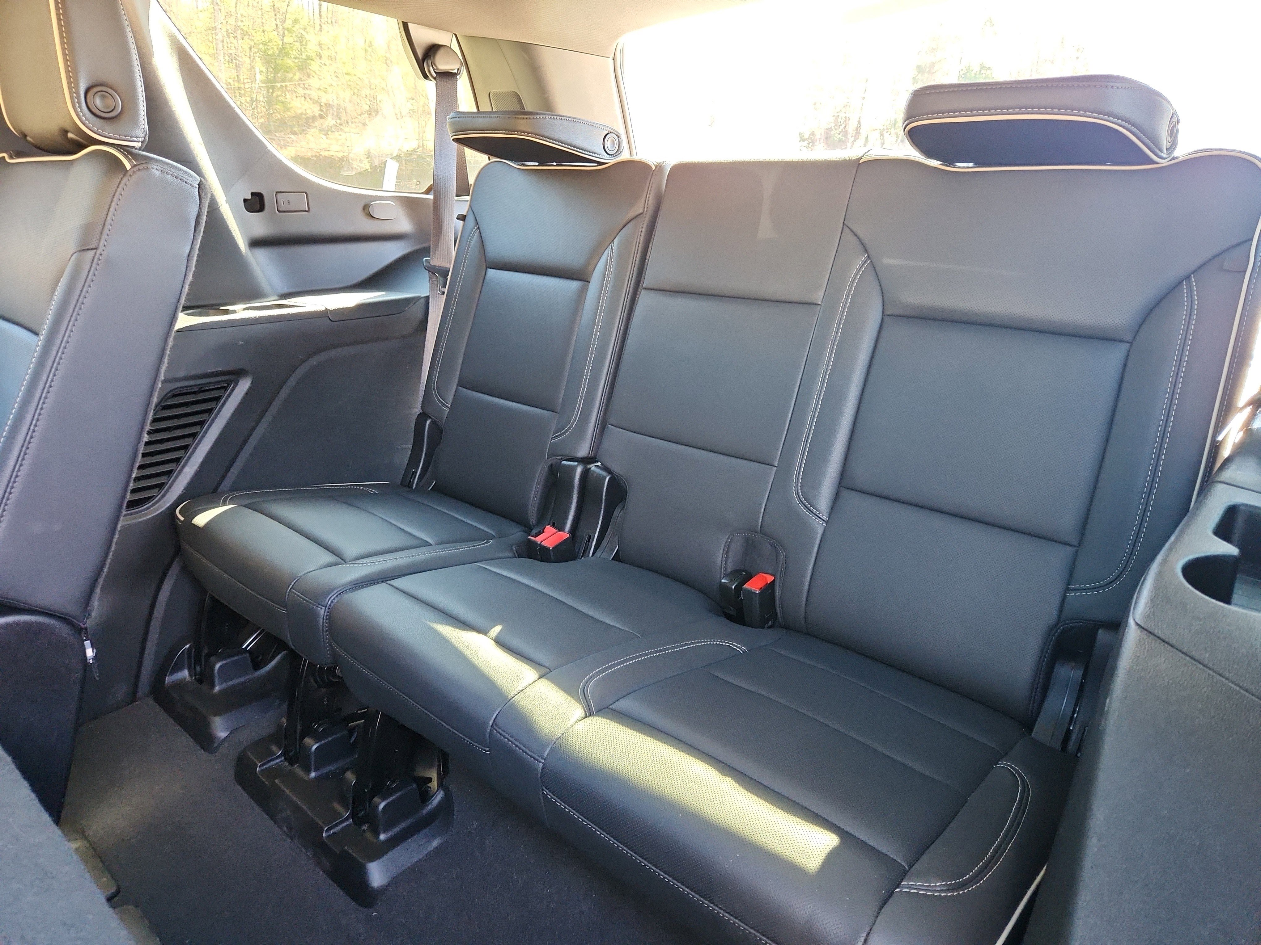 Used 2024 GMC Yukon SLT image 17