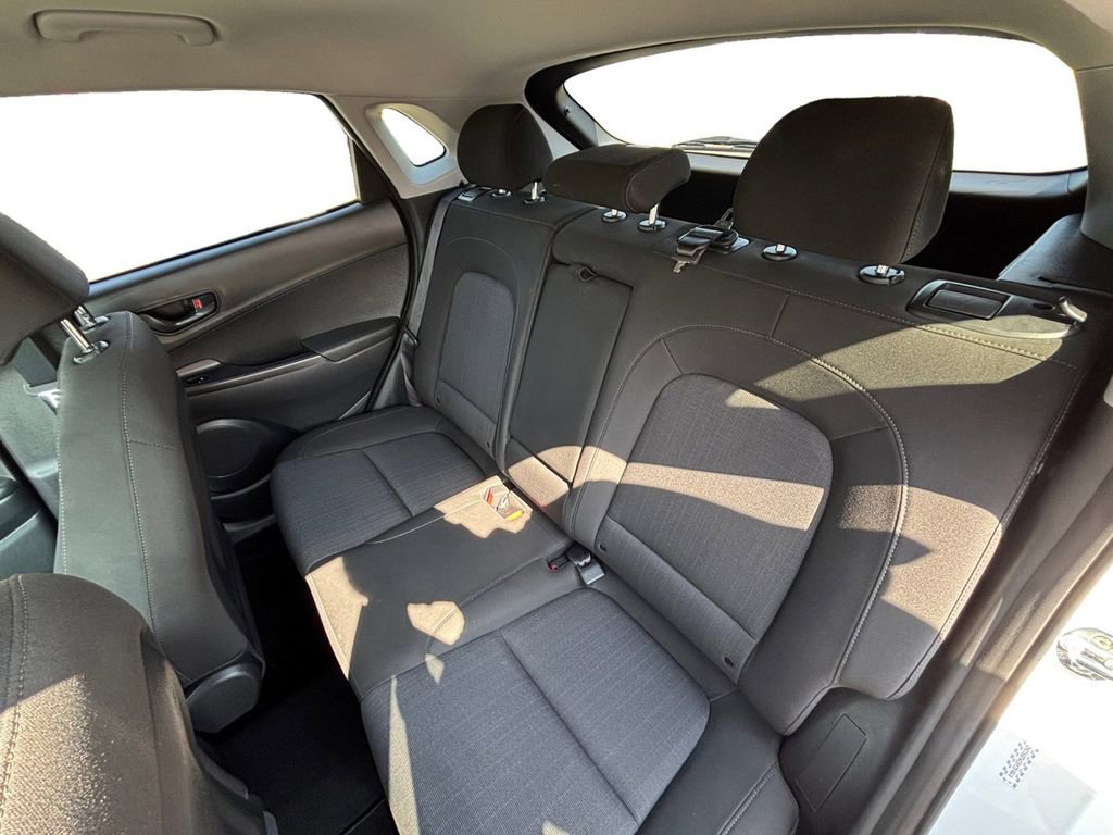 Used 2022 Hyundai Kona SEL AWD/4WD image 13