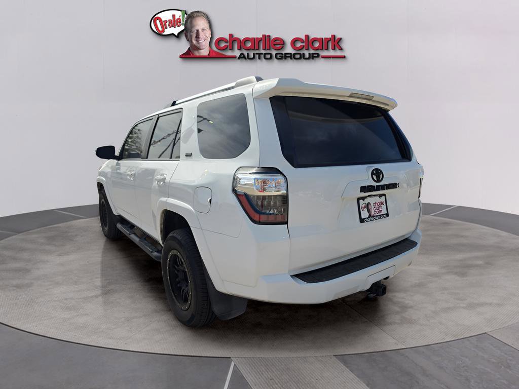 Used 2022 Toyota 4Runner SR5 Premium w/ Moonroof Package AWD/4WD image 4