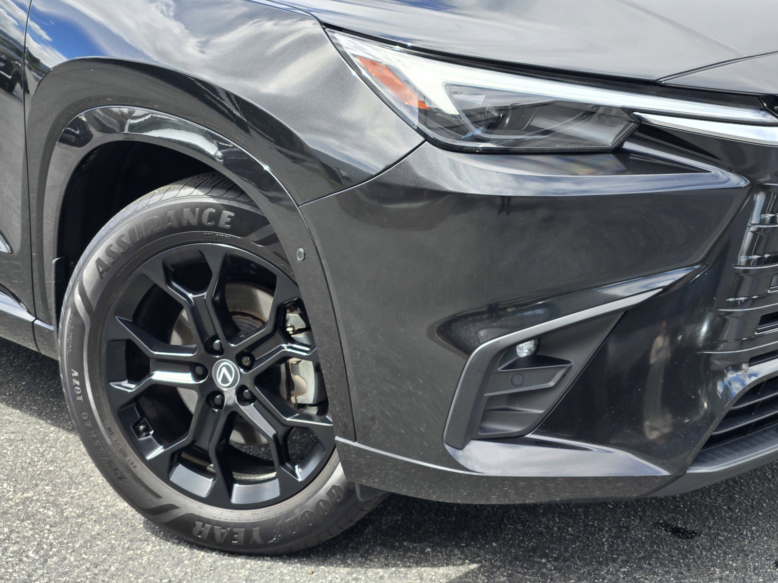 Certified 2024 Lexus TX 350 AWD w/ Captains Chair Package image 9