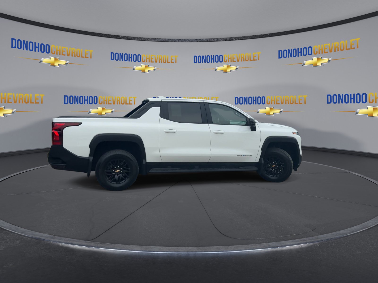 Used 2024 Chevrolet Silverado EV W/T AWD/4WD image 12