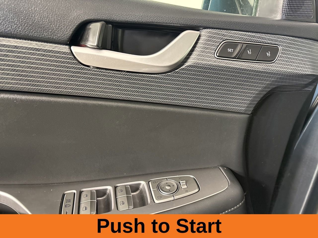 Used 2023 Hyundai Palisade Limited w/ Cargo Package image 9