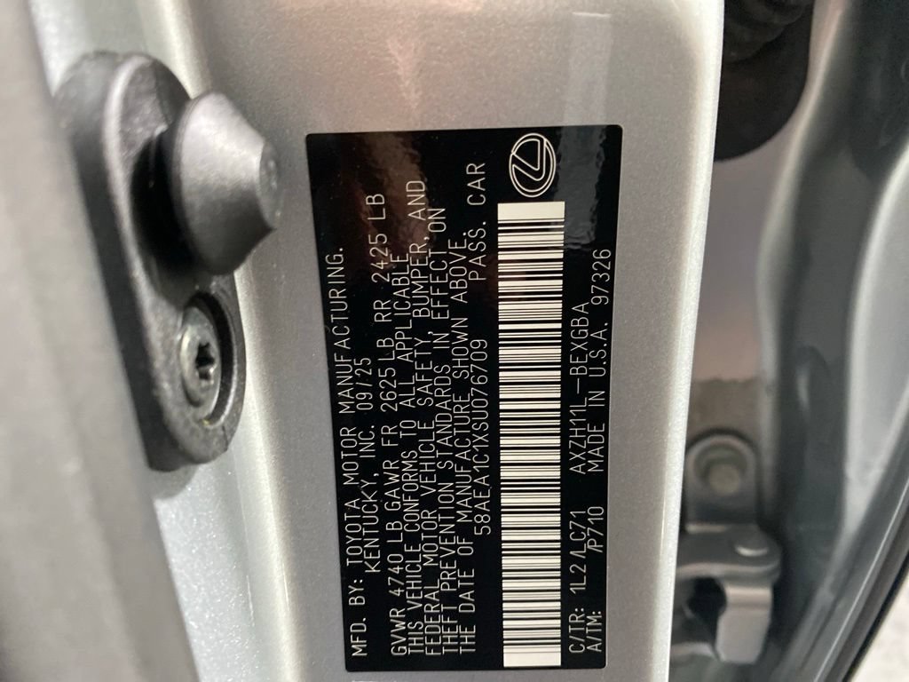 Used 2025 Lexus ES 300h w/ Accessory Package (Z1) FWD image 39