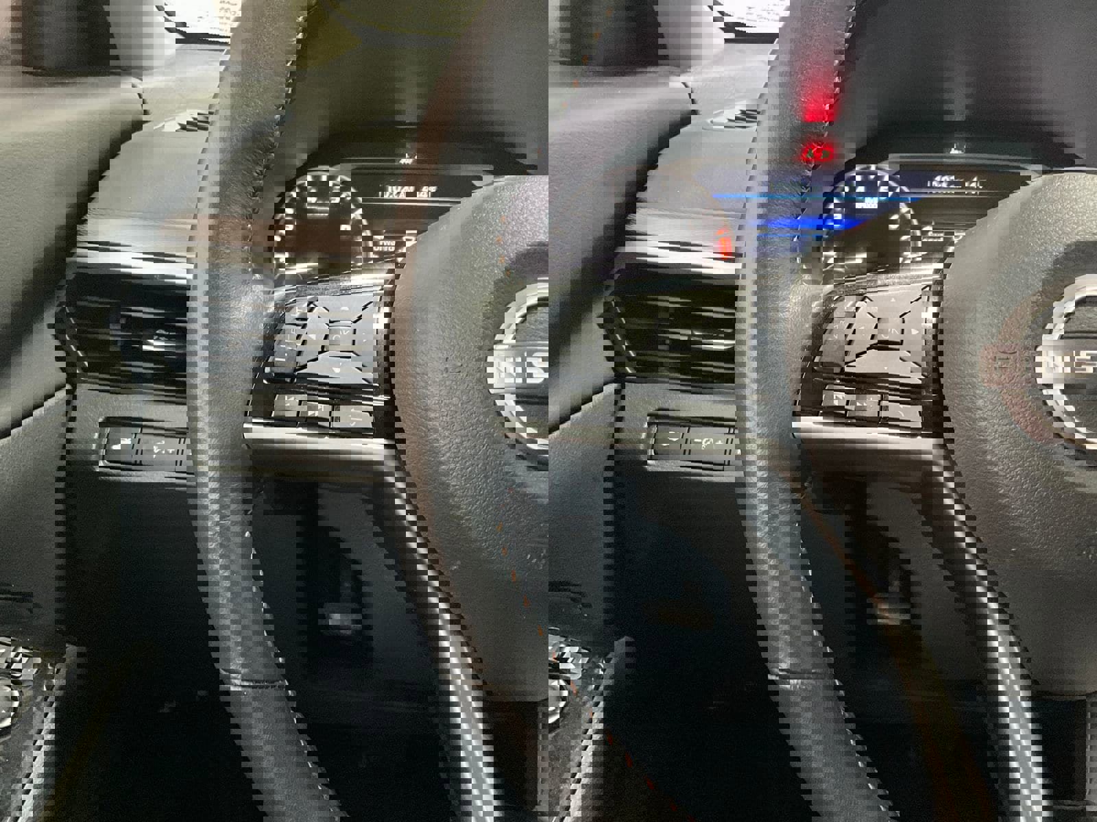 Used 2024 Nissan Altima 2.5 SR image 16