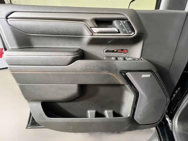 Used 2025 GMC Sierra 1500 AT4 w/ AT4 Premium Package AWD/4WD image 33