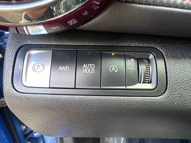 Used 2025 Chevrolet Equinox RS w/ Safety and Technology Package AWD/4WD image 30