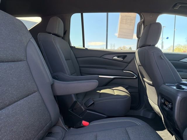 Used 2024 Chevrolet Traverse LT image 15