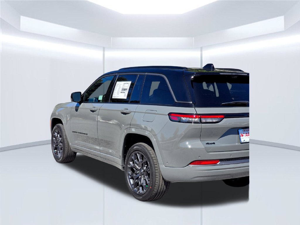 New 2027 Jeep Grand Cherokee Summit AWD/4WD image 41