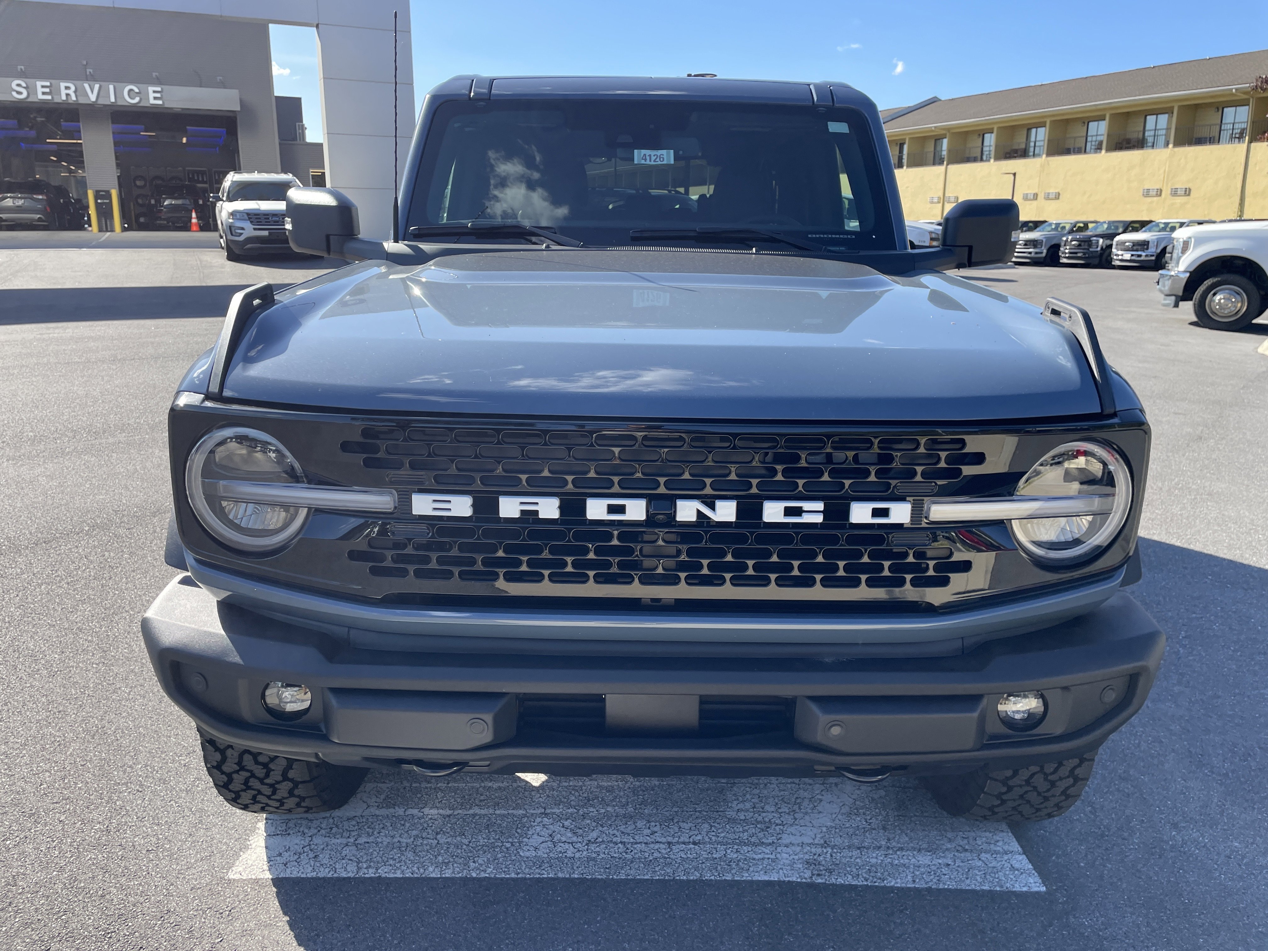 New 2025 Ford Bronco Outer Banks image 2
