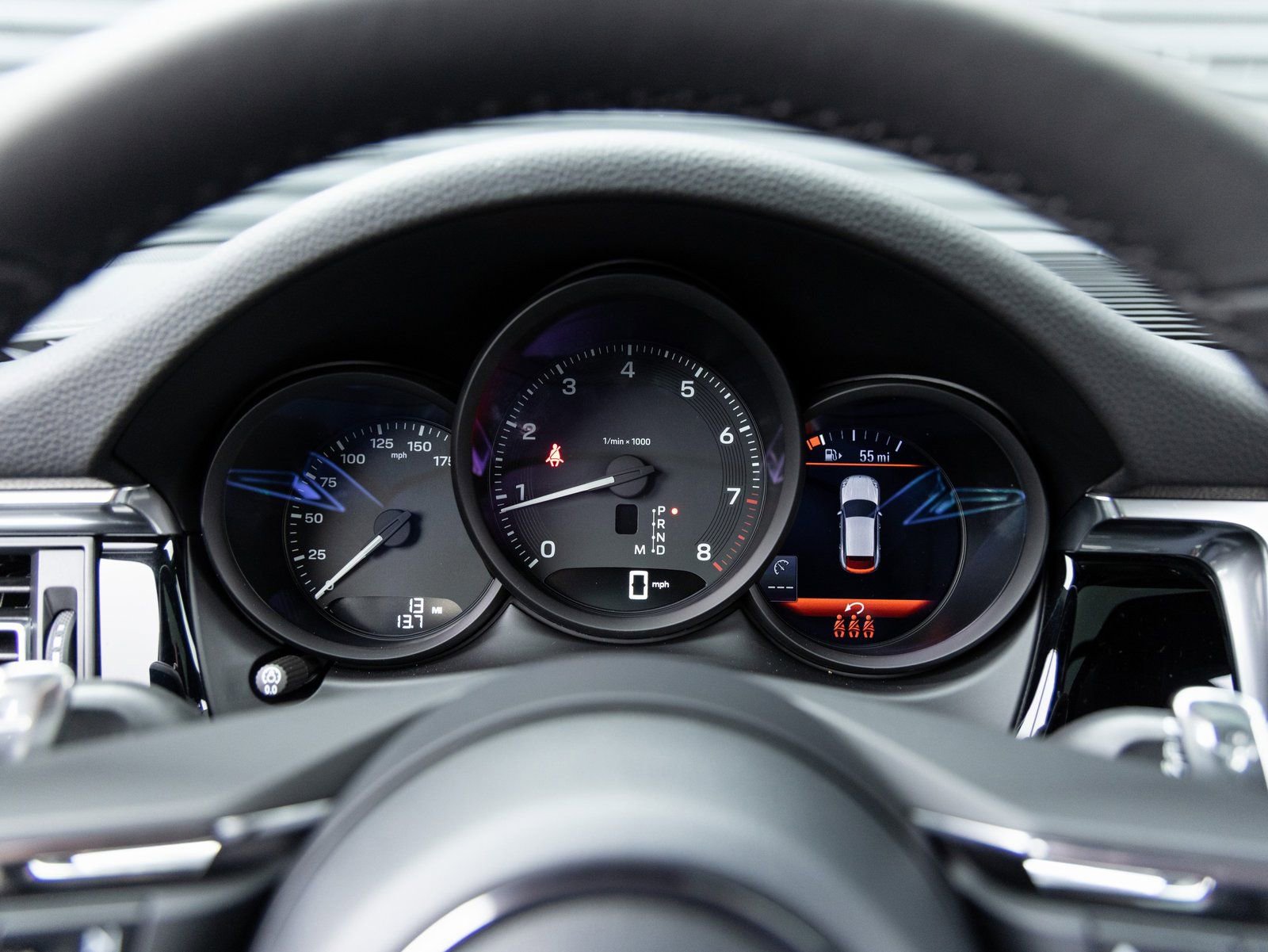 Certified 2026 Porsche Macan image 13