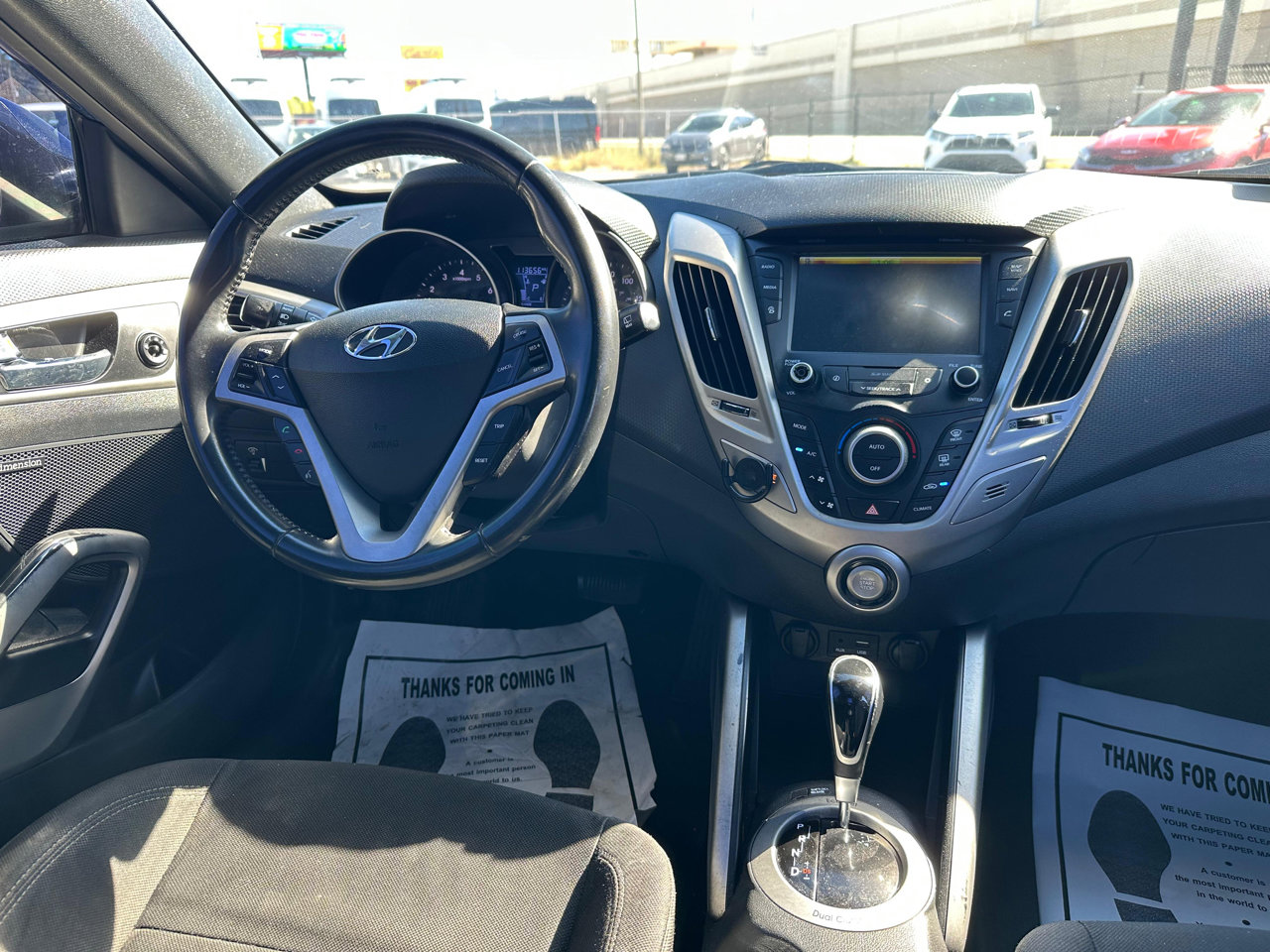 Used 2017 Hyundai Veloster Value Edition image 16