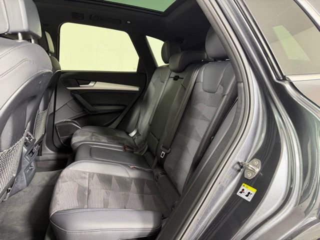 Used 2023 Audi Q5 e Premium Plus w/ Premium Plus Package image 21