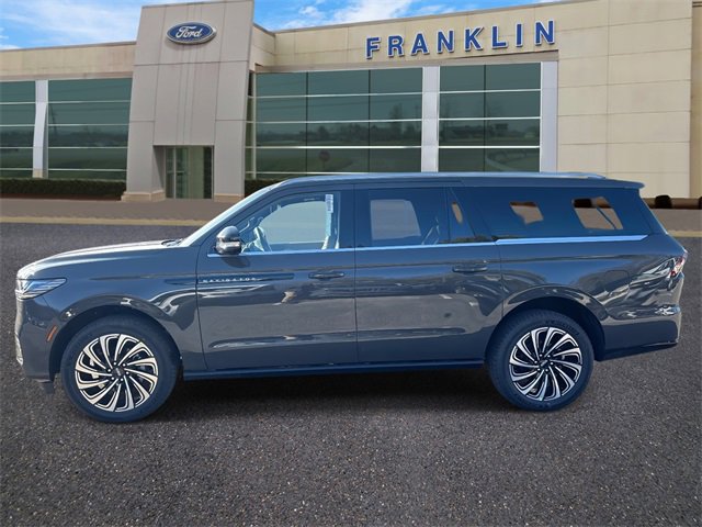 New 2026 Lincoln Navigator L Black Label image 4