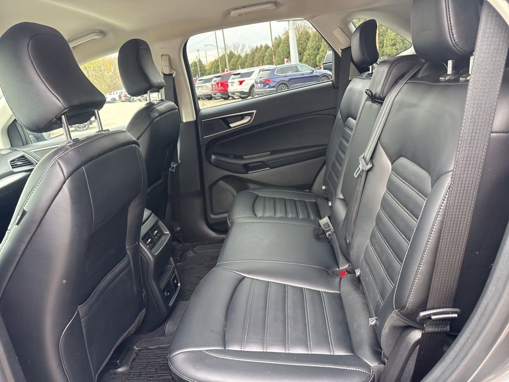 Used 2022 Ford Edge SEL w/ Convenience Package image 17