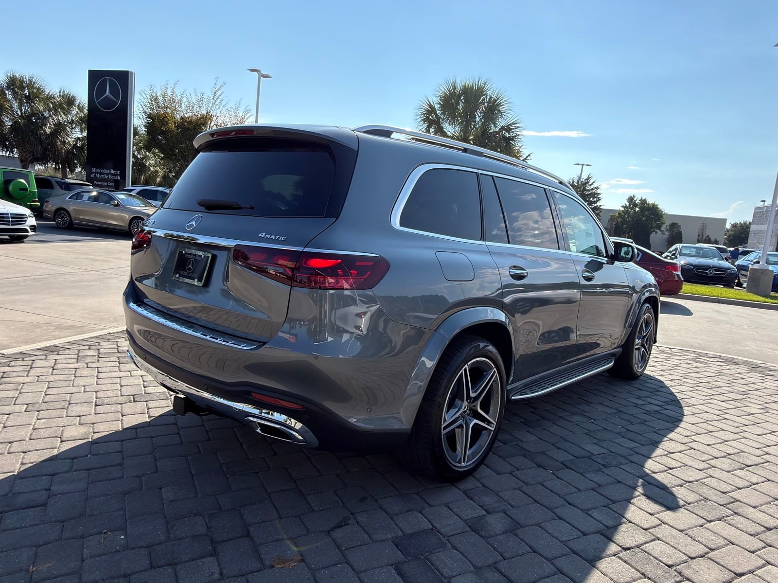 New 2026 Mercedes-Benz GLS 450 4MATIC image 9