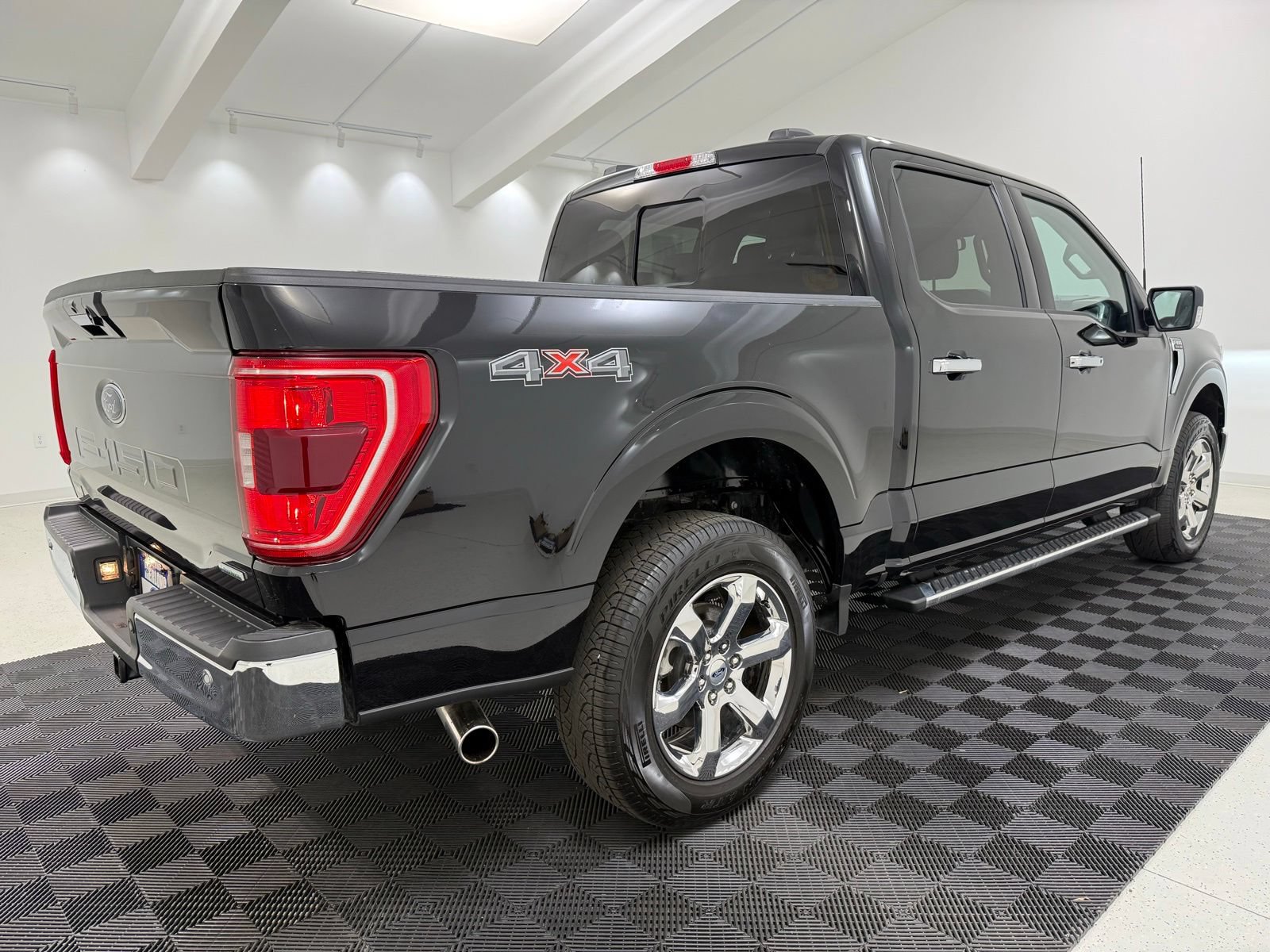 Used 2023 Ford F150 XLT w/ Equipment Group 302A High AWD/4WD image 6