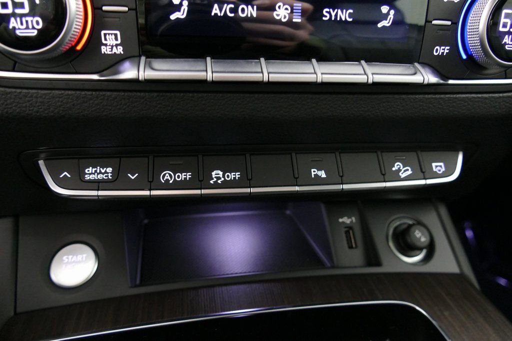 Used 2025 Audi Q5 2.0T Premium Plus w/ Premium Plus Package image 22