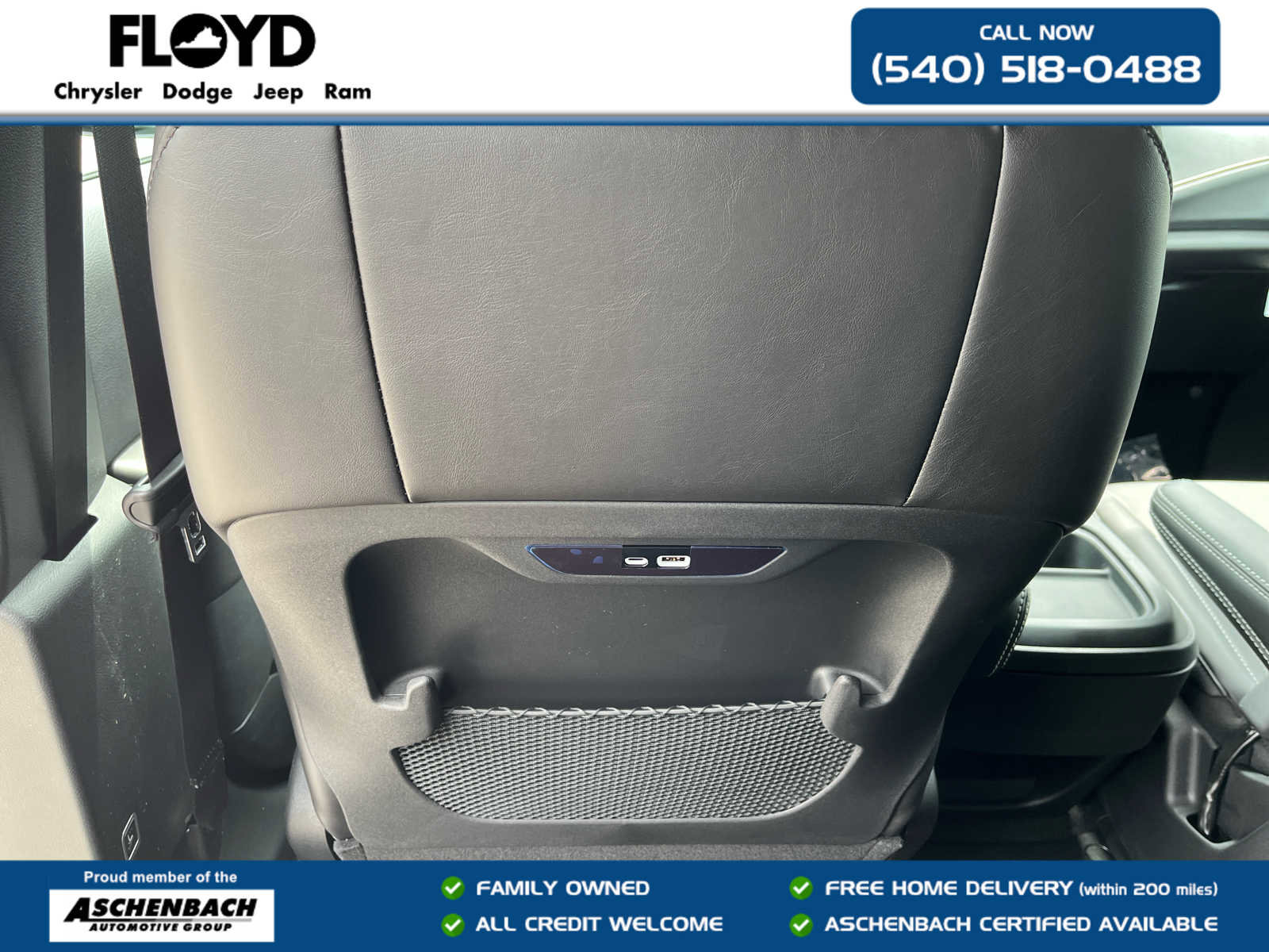 New 2027 Chrysler Pacifica Select FWD image 24