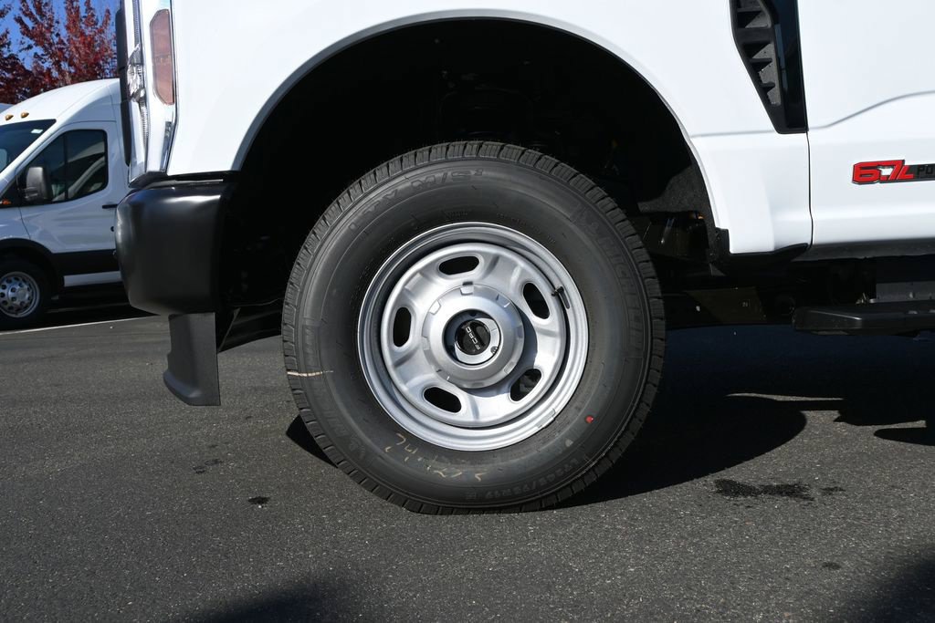 New 2027 Ford F350 XL AWD/4WD image 16